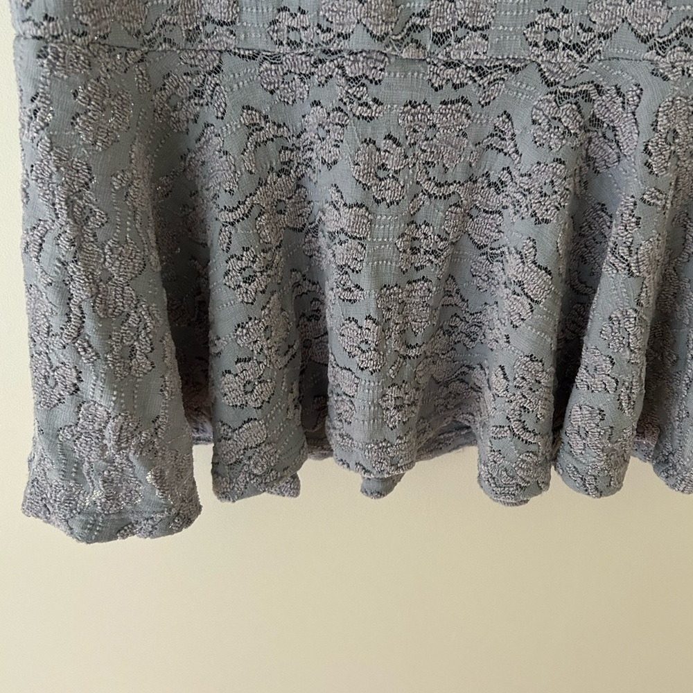 Free People Floral Lace Peplum Blouse
Size: Medium 
Used (Like New) - Picture 7 of 9